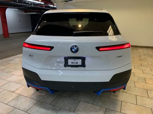 Used 2023 BMW iX xDrive50 w/ Premium Package AWD/4WD image 73