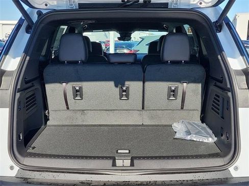 New 2026 GMC Acadia Elevation w/ Super Cruise Package image 7