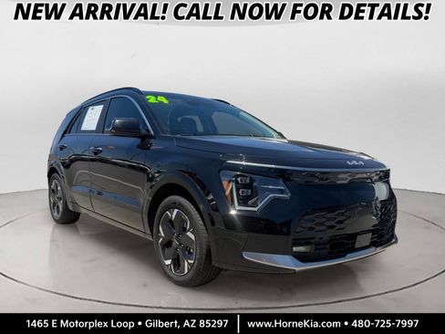 Certified 2024 Kia Niro Wave FWD image 1