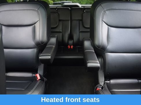 Used 2022 Ford Explorer XLT w/ Equipment Group 202A AWD/4WD image 16