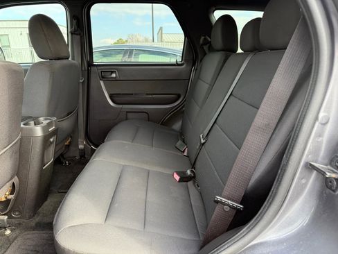 Used 2011 Ford Escape XLT w/ 202A Rapid Spec Order Code image 21