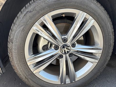 Used 2024 Volkswagen Jetta SE FWD image 21