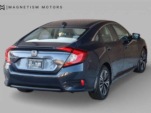 Used 2017 Honda Civic EX-T image 7