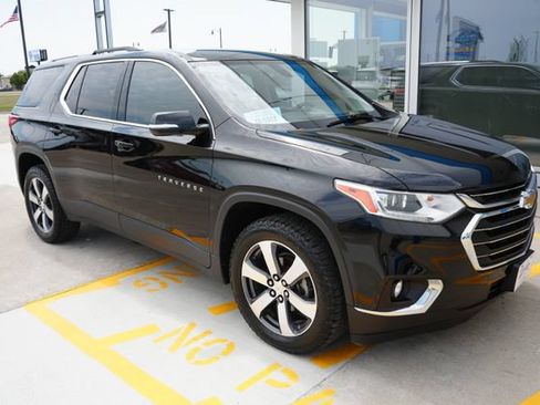Used 2018 Chevrolet Traverse LT AWD/4WD image 35