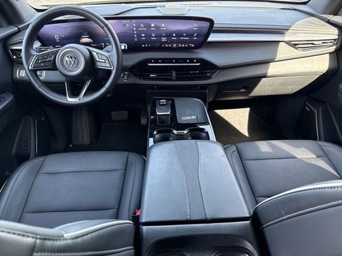 Used 2025 Buick Enclave Preferred FWD image 13