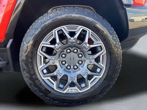 Used 2026 GMC Hummer EV SUV AWD/4WD image 36