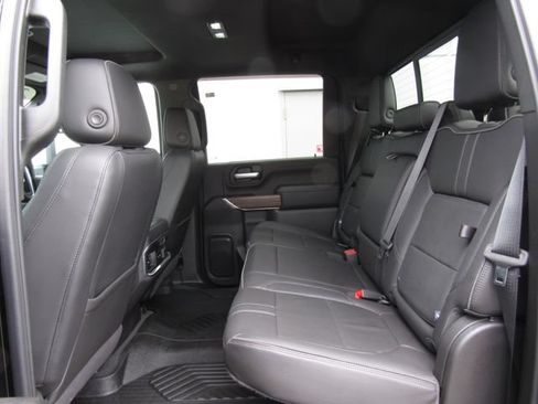 Used 2020 Chevrolet Silverado 3500 High Country w/ Z71 Off-Road Package AWD/4WD image 21