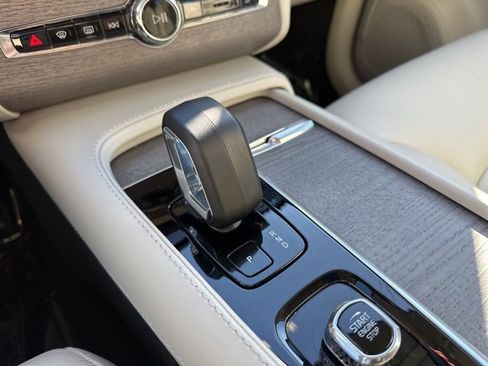 Certified 2024 Volvo XC90 T8 Plus w/ Protection Package Premier image 20