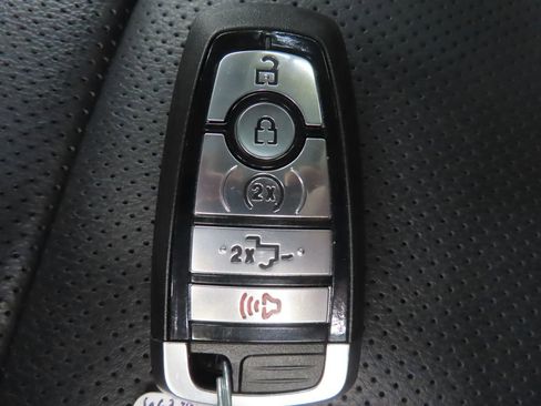 Used 2024 Ford F250 Lariat w/ Lariat Ultimate Package AWD/4WD image 81