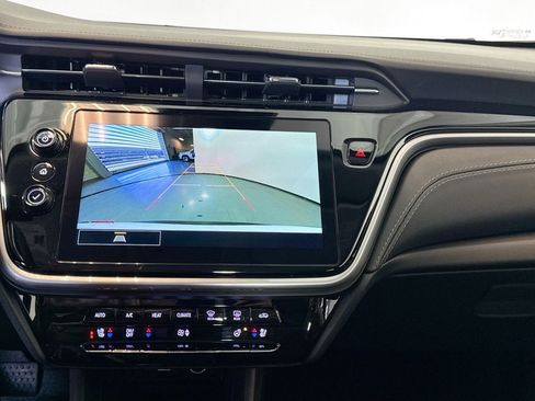 Used 2023 Chevrolet Bolt EUV LT w/ Convenience Package image 14