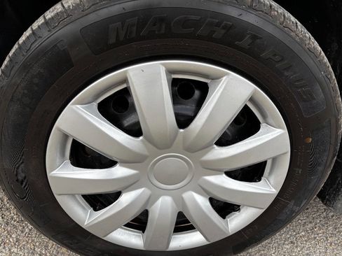 Used 2012 Nissan Versa 1.8 S w/ Plus Pkg image 19