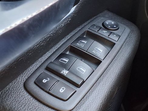 Used 2022 RAM 1500 Lone Star RWD image 16