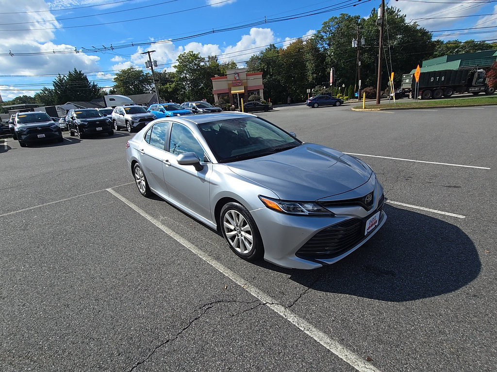Used 2019 Toyota Camry LE FWD image 22