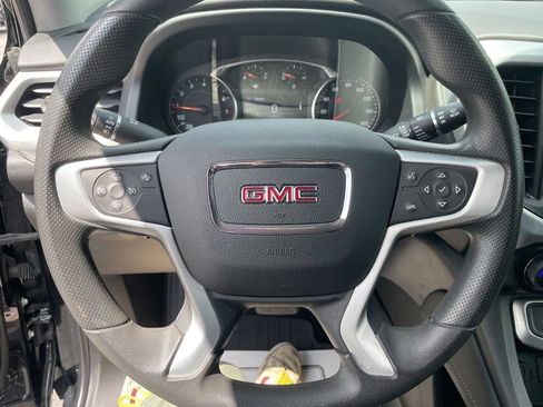 Used 2023 GMC Acadia SLE w/ Driver Convenience Package FWD image 20