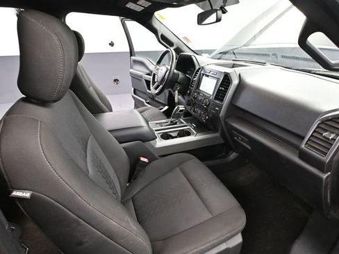 Used 2018 Ford F150 XLT w/ Equipment Group 302A Luxury AWD/4WD image 48