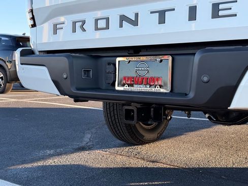 New 2026 Nissan Frontier SV image 33