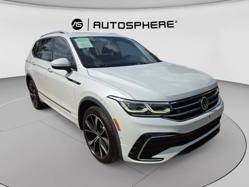 Used 2022 Volkswagen Tiguan SEL R-Line AWD/4WD image 12