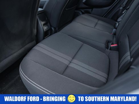 Used 2024 Hyundai Venue SEL image 31