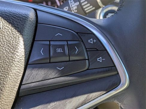 Used 2017 Cadillac XT5 Premium Luxury w/ LPO, Wheel Lock Package image 28