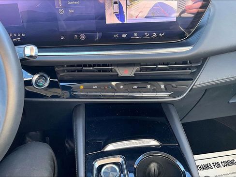 Used 2025 Buick Envision Preferred image 31