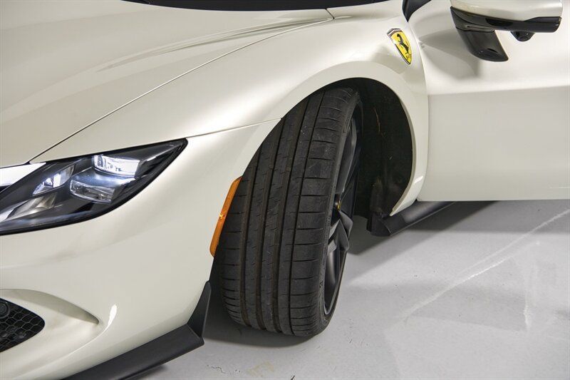 Used 2023 Ferrari 296 GTB RWD image 39