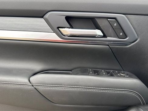 New 2026 GMC Terrain Elevation image 11