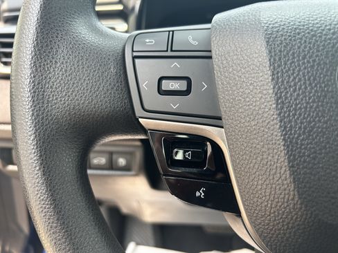 Used 2025 Toyota Camry LE FWD image 23