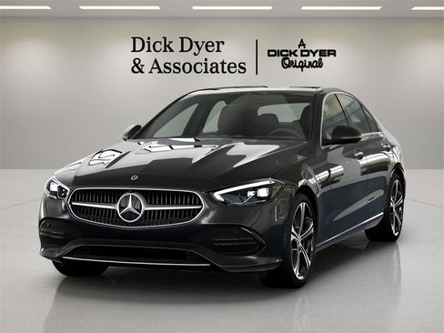Used 2025 Mercedes-Benz C 300 Sedan image 31