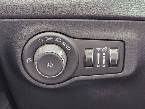 Certified 2021 Jeep Compass Limited w/ Sun and Sound Group AWD/4WD image 20