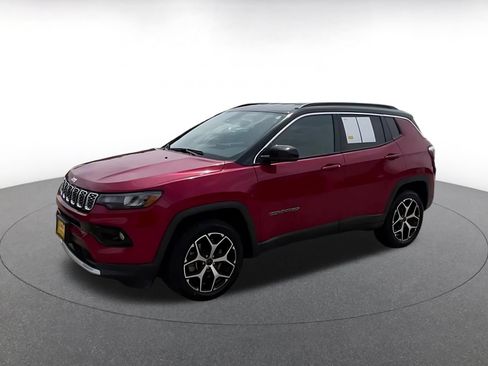 Used 2025 Jeep Compass Limited AWD/4WD image 8