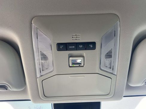 Used 2025 Toyota RAV4 LE image 21