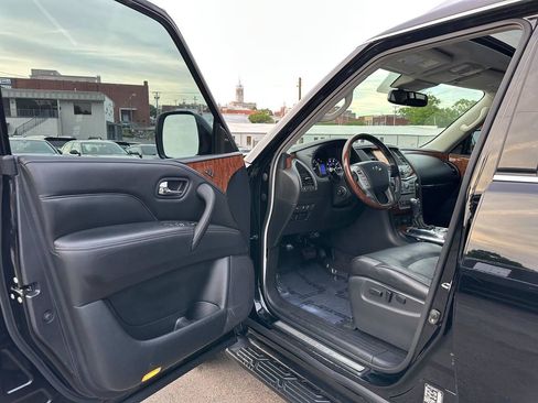Used 2018 INFINITI QX80 2WD w/ Driver Assistance Package image 13