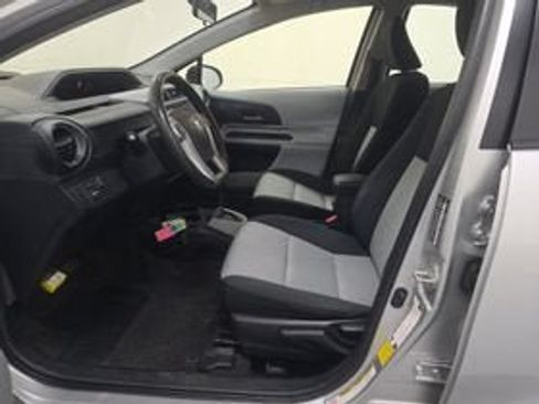 Used 2012 Toyota Prius C Three FWD image 6