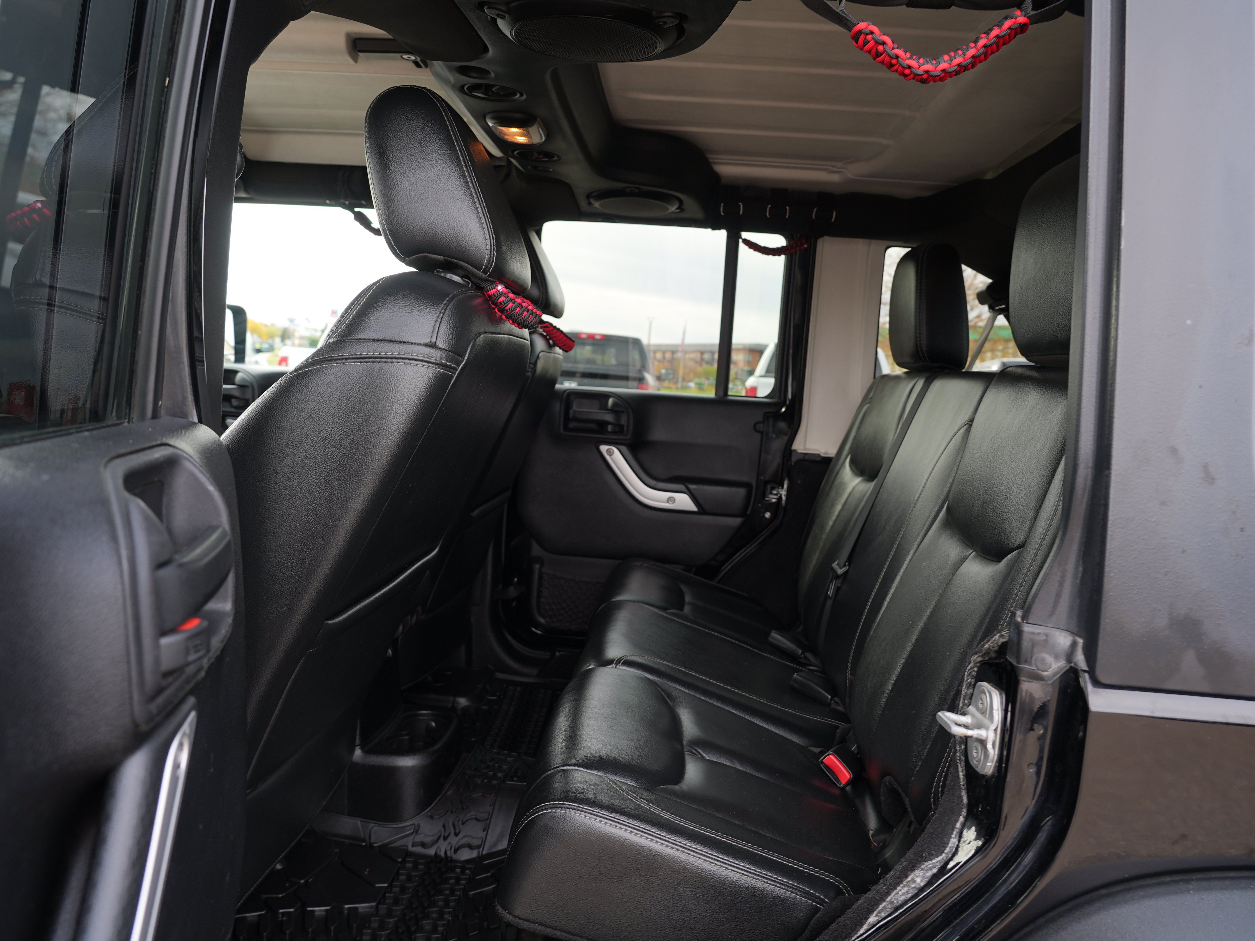 Used 2013 Jeep Wrangler Unlimited Rubicon w/ Dual Top Group AWD/4WD image 18
