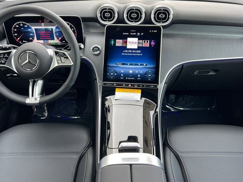 New 2026 Mercedes-Benz GLC 300 image 3