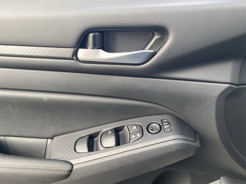 New 2025 Nissan Altima 2.5 SV image 23