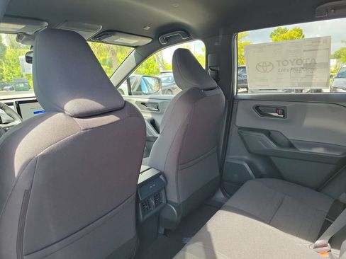 New 2026 Toyota RAV4 SE AWD/4WD image 25