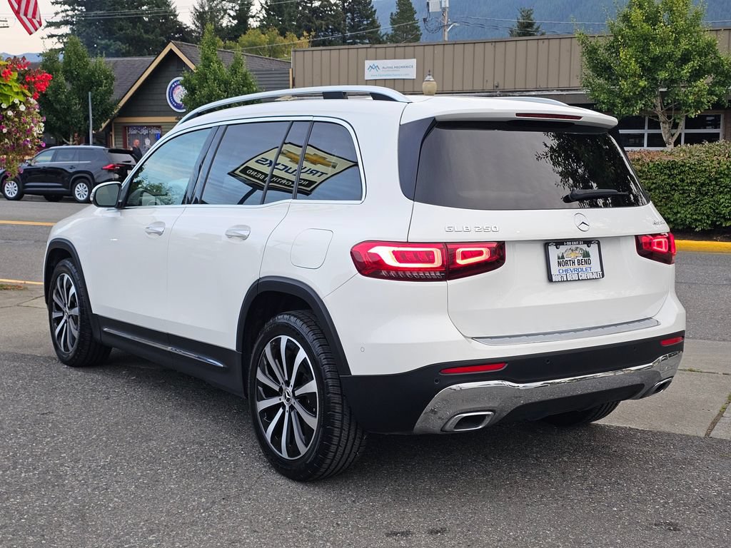 Used 2021 Mercedes-Benz GLB 250 4MATIC image 7