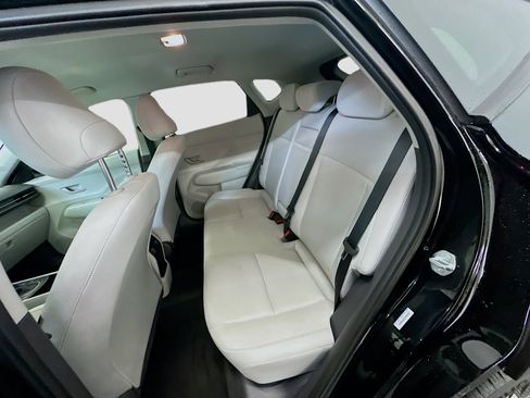 Used 2025 Hyundai Kona SEL image 28