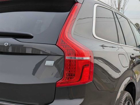 Certified 2024 Volvo XC90 T8 Plus image 41