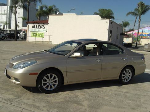 Used 2003 Lexus ES 330 FWD image 5