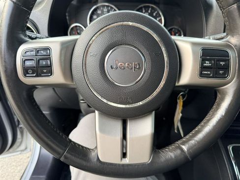 Used 2012 Jeep Patriot Limited w/ Sun/Sound Group AWD/4WD image 31