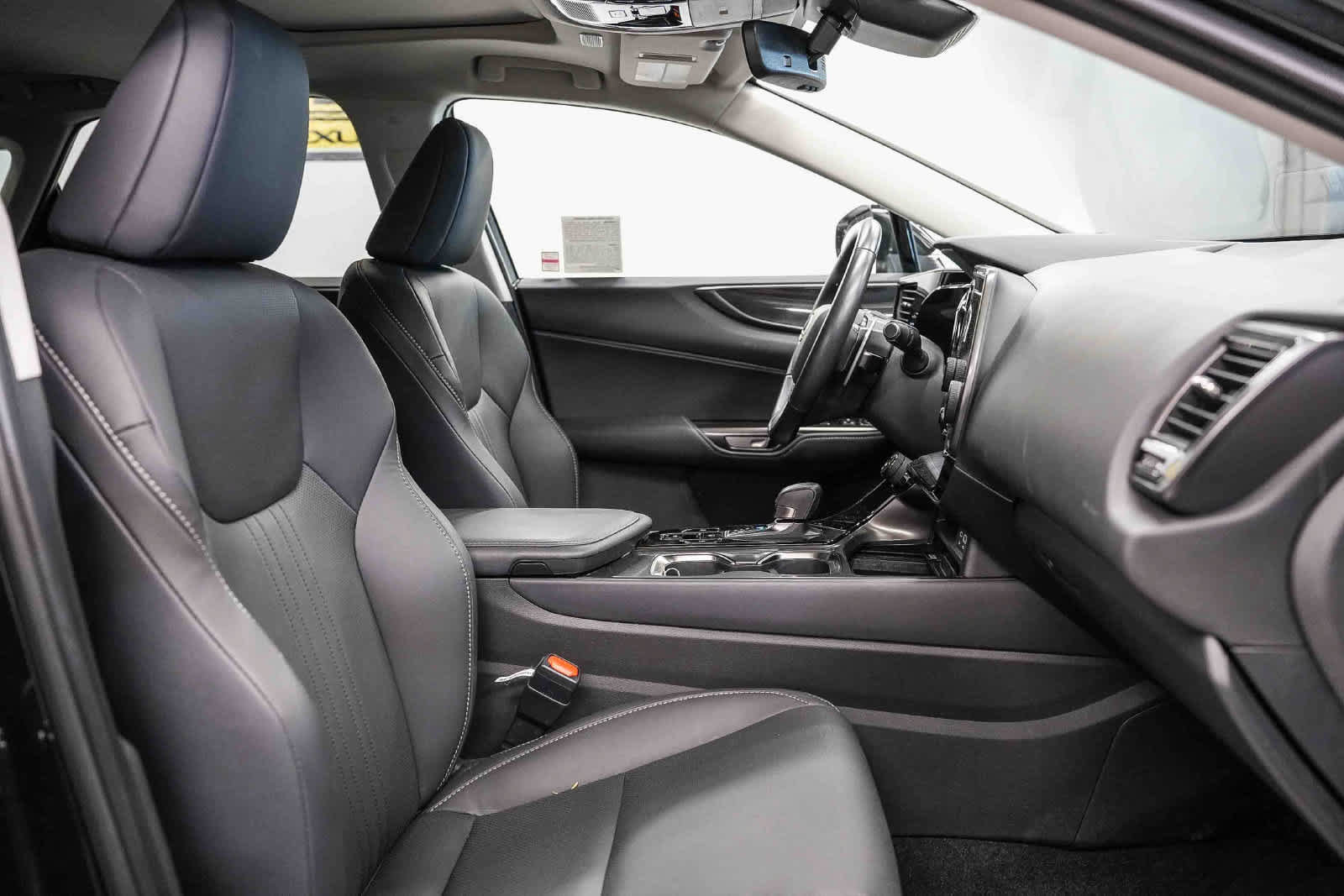 Used 2025 Lexus NX 250 FWD w/ Accessory Package (K3) image 16