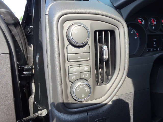 New 2026 Chevrolet Silverado 2500 Custom w/ Custom Value Package AWD/4WD image 33