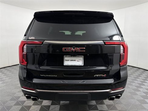New 2026 GMC Yukon AT4 Ultimate AWD/4WD image 5
