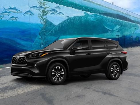 New 2026 Toyota Highlander XLE AWD/4WD image 4