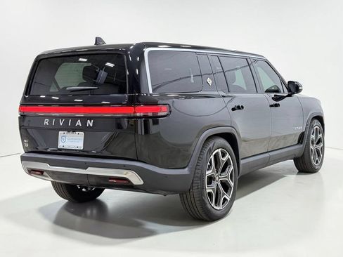 Used 2024 Rivian R1S Adventure Dual AWD/4WD image 16