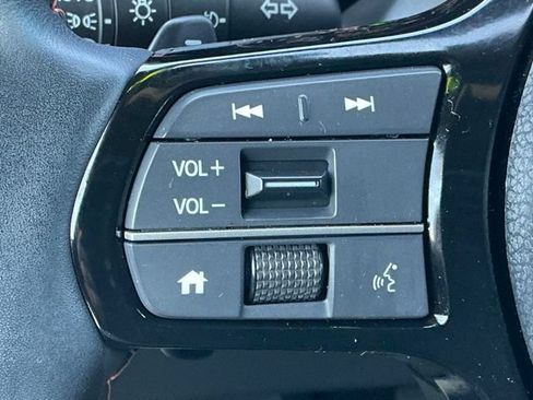Certified 2025 Honda Pilot TrailSport image 18