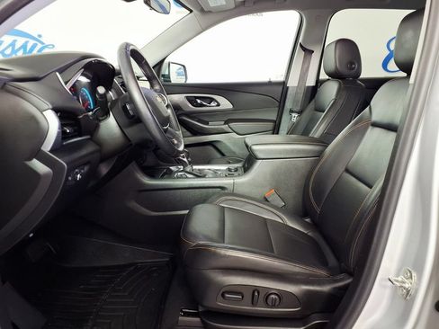 Used 2021 Chevrolet Traverse LT FWD image 7