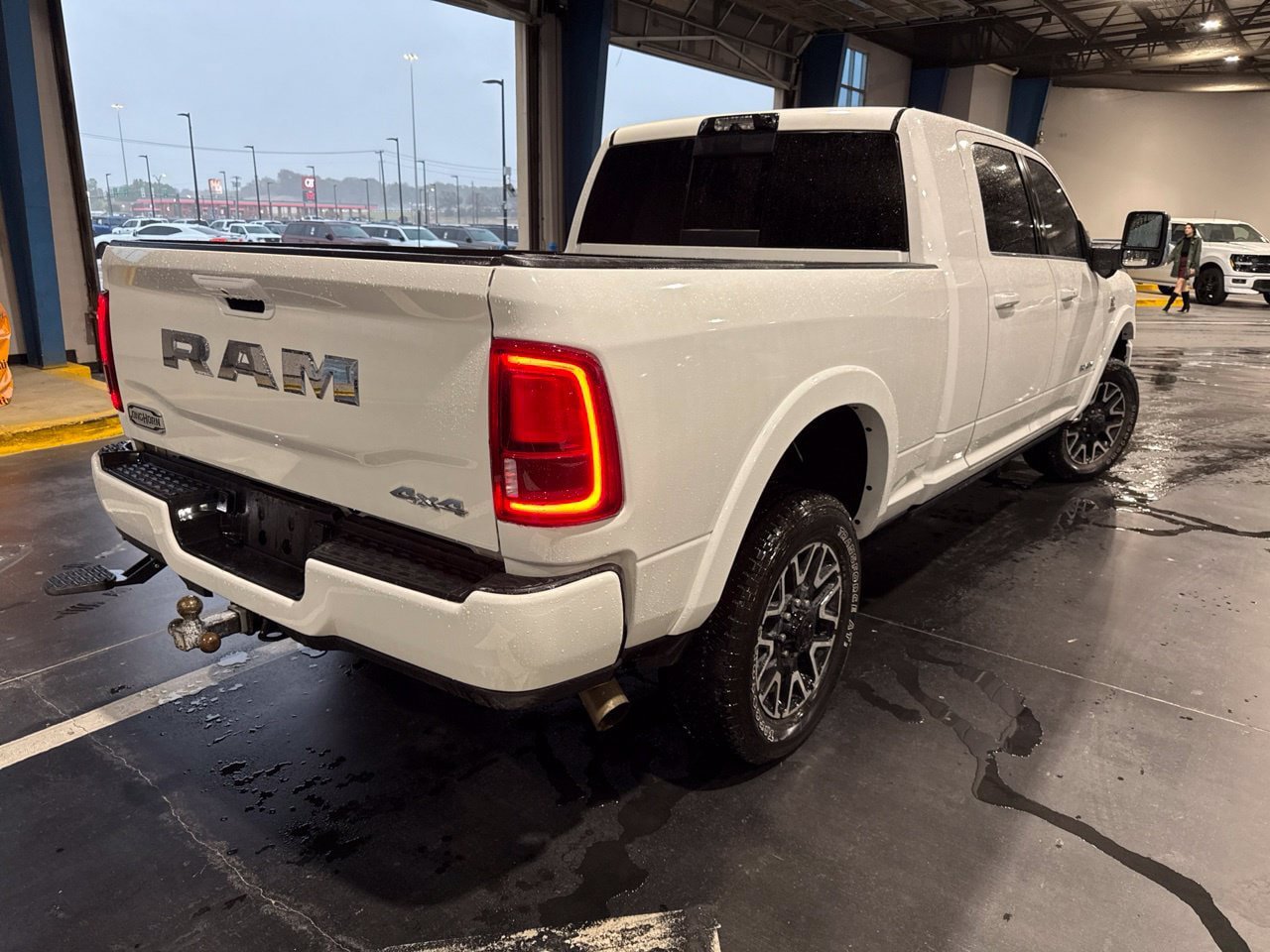 Used 2026 RAM 2500 Limited AWD/4WD image 10